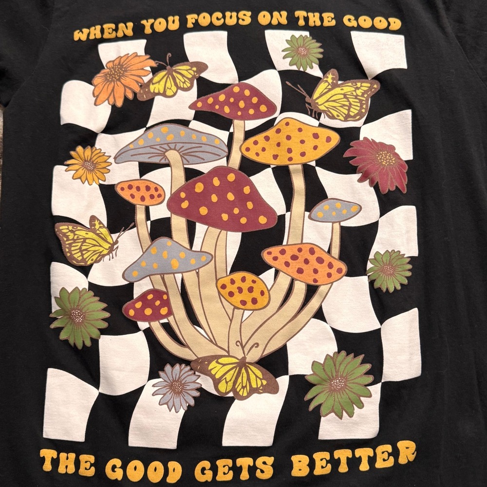 Black Obsessive Love Mushroom‎ Full Graphic Tee Indie Aesthetic Top Black Size S